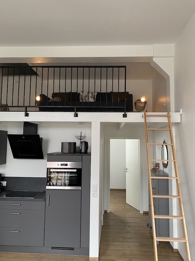 placeholder image-sq